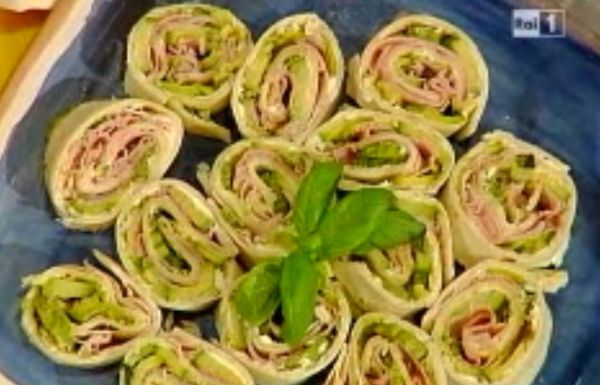 Rotolini di piadina farciti - Antonella Clerici