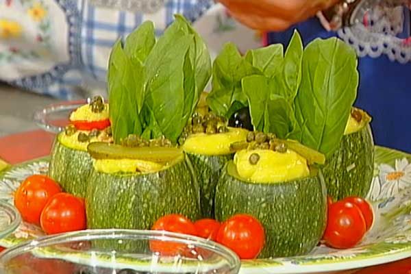 Piatto freddo di zucchette e pomodoro - Luisanna Messeri