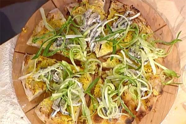 Pizza con patate puntarelle e alici marinate - Gabriele Bonci