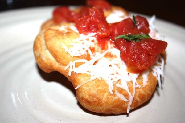 Pizzelle pomodoro e mozzarella