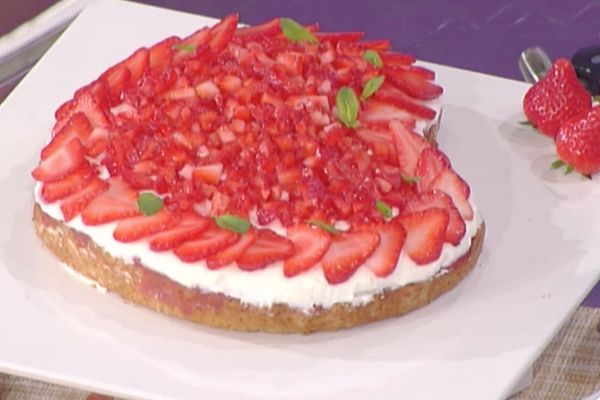 Poke cake alle fragole