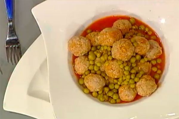 Polpette in umido con piselli - Alessandra Spisni