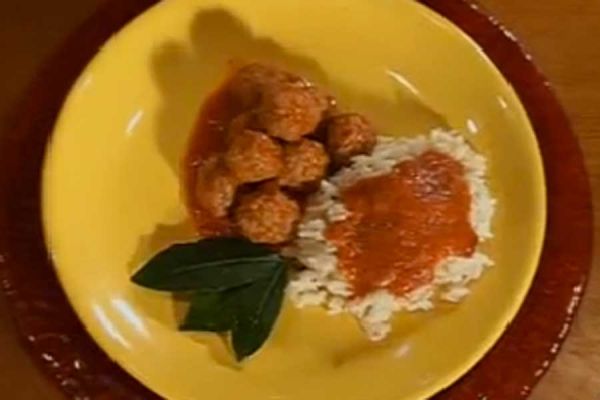 Polpette con sugo di riso - cotto e mangiato