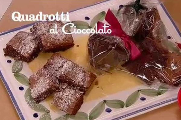 Quadrotti al cioccolato - I menù di Benedetta
