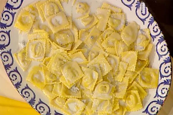 Ravioli di patate e mortadella - Alessandra Spisni