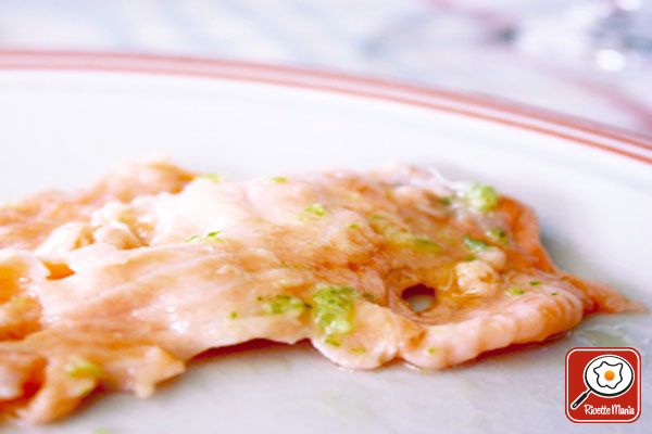 Salmone marinato al lime e zenzero