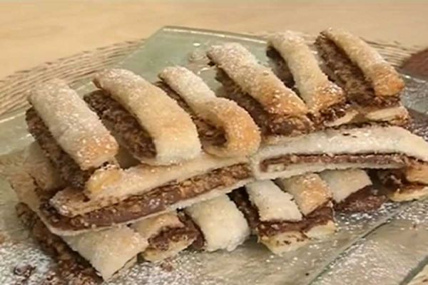 Sfogliatine cioccolato e nocciole - cotto e mangiato