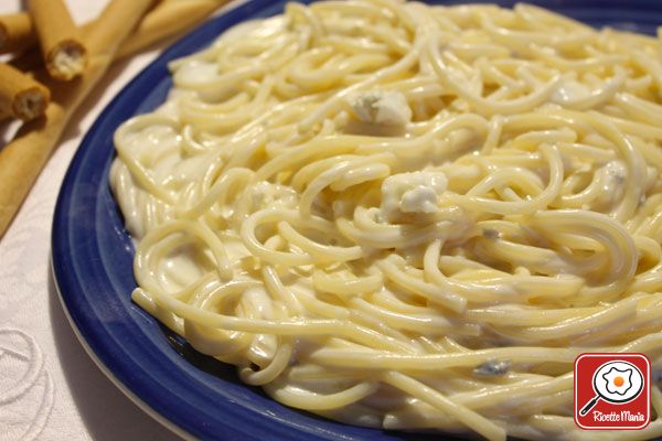 Spaghetti al gorgonzola