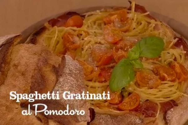 Ricetta Spaghetti gratinati al pomodoro - I menų di Benedetta Spaghetti gratinati al pomodoro - I menų di Benedetta