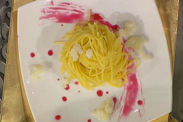 Tagliolini aglio olio peperoncino e cavolfiore - Sergio Barzetti