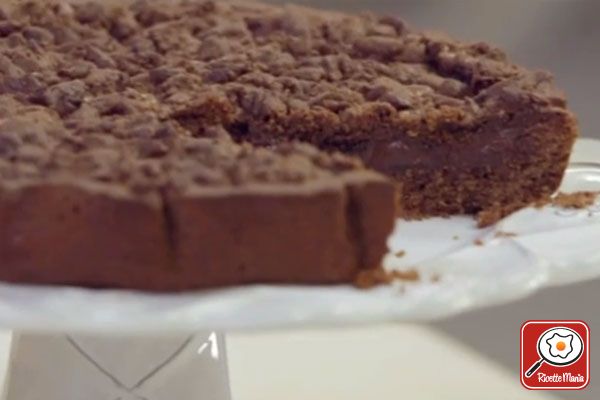 Ricetta Torta di crema alle nocciole - Molto Bene Torta di crema alle nocciole - Molto Bene