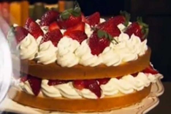 Torta alle fragole di Buddy - Cucina con Buddy