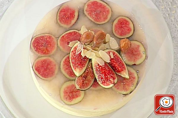 Torta al miele e mascarpone con aspic al moscato