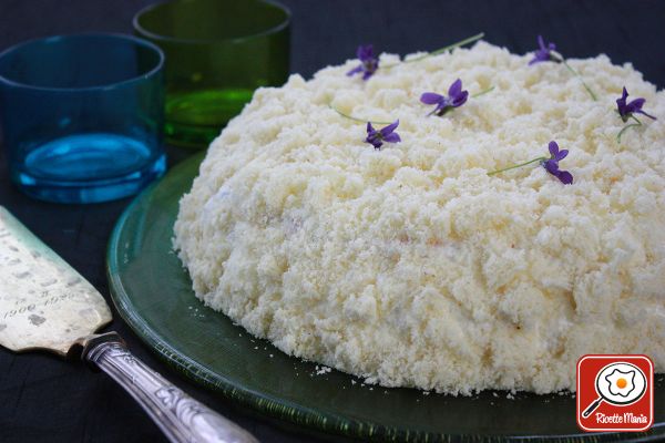 Torta mimosa alle fragole