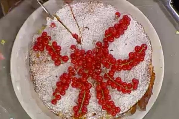 Torta di pesche e ribes - Anna Moroni