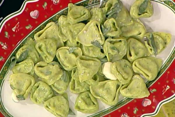 Tortelloni verdi al burro e salvia - Alessandra Spisni