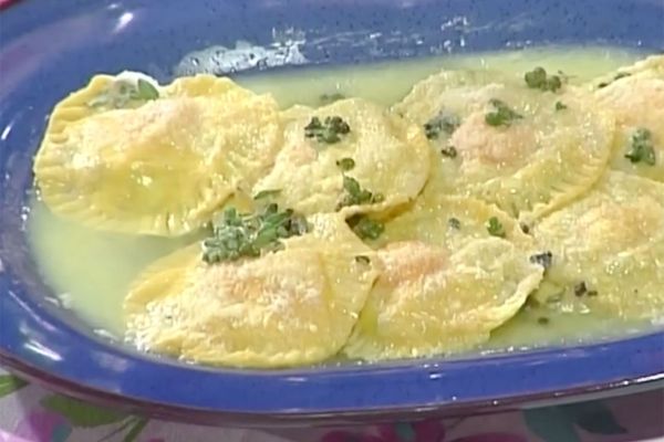 Tortelloni ai carciofi e cuore di tuorlo morbido