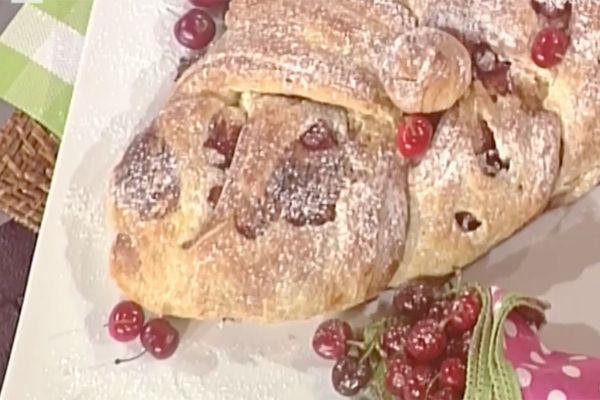 Ricetta Treccia di ciliegie Treccia di ciliegie