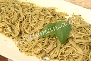 Linguine al pesto siciliano - cotto e mangiato