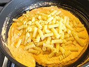 Pasta al sugo di noci