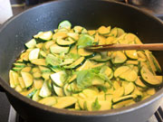 Pasta al tonno e zucchine