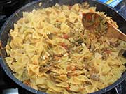 Pasta con carciofi e gallinella