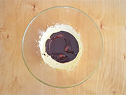 Torta pesche e cioccolato