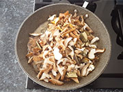 Pasta funghi e castagne