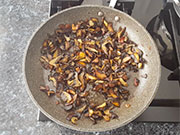 Pasta funghi e castagne