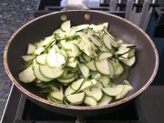 Torta salata con prosciutto brie e zucchine