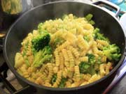 Pennette broccoli e pancetta