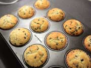 Muffin al cocco con gocce di cioccolato