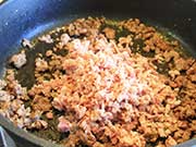 Pasta al rag� di funghi e prosciutto