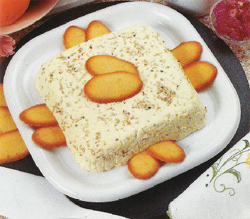 Semifreddo ai semi di sesamo