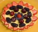 Crostata con crema e frutti di bosco - Valentina Gigli