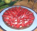 Crostata di fragole con mousse di cioccolato bianco