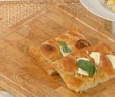 Focaccia tipo genovese con crescenza - Gabriele Bonci