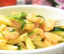 Pasta con gamberi e zucchine