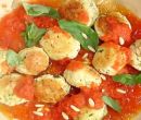 Polpette di pollo al basilico con sugo - Anna Moroni