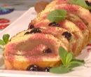 Rotolo con mousse di cioccolato all'acqua e amarene