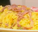 Tagliatelle al prosciutto e zucchine