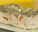 Terrina di pollo con erbe aromatiche e pomodorini secchi