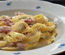 Tortellini panna e prosciutto